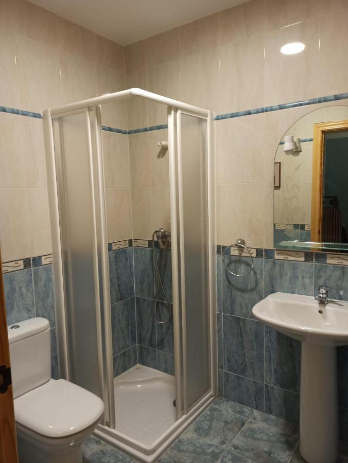 Hostal La Bimborra Becedas Exterior foto